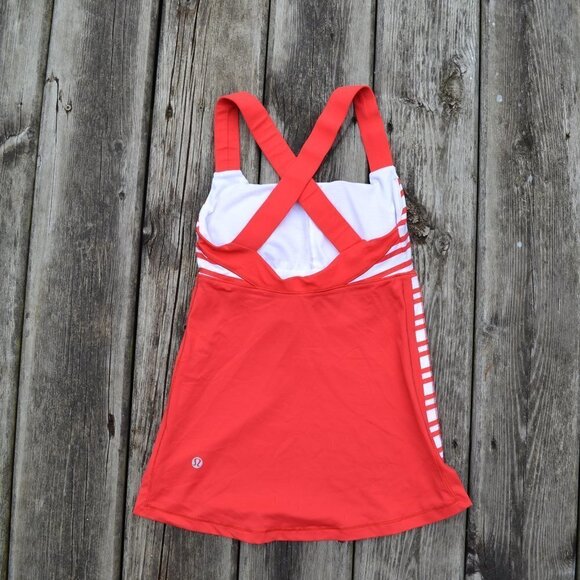 LULULEMON | Track and Train Tank Top | Sz.2 - Picture 11 of 13